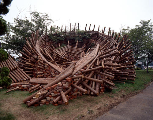 國安孝昌「湖水の竜神」1999年